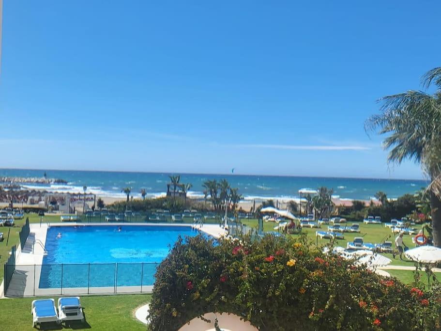 Casita Junto Al Mar En El Puerto De Cabopino Vila Marbella Exterior foto
